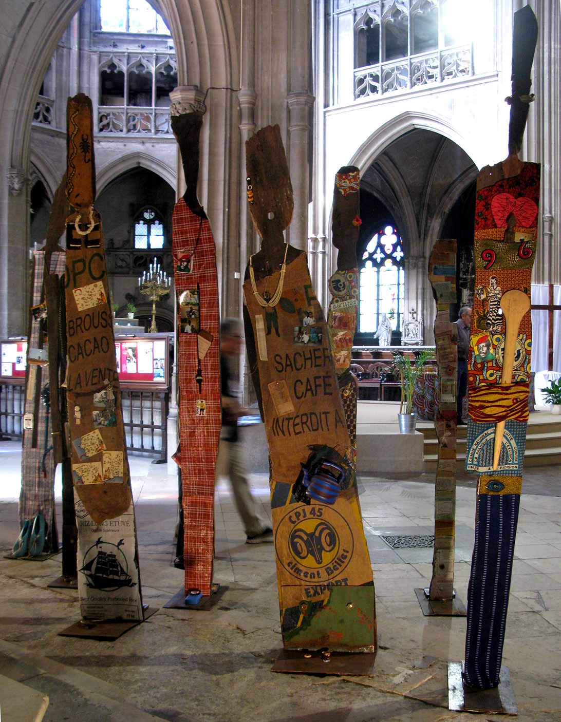 ange-et-dam-installation-eglise-st-Bernard2